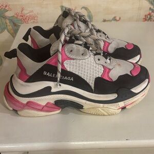 Balenciaga Women's Sneakers in Pink, Black, and White size 36